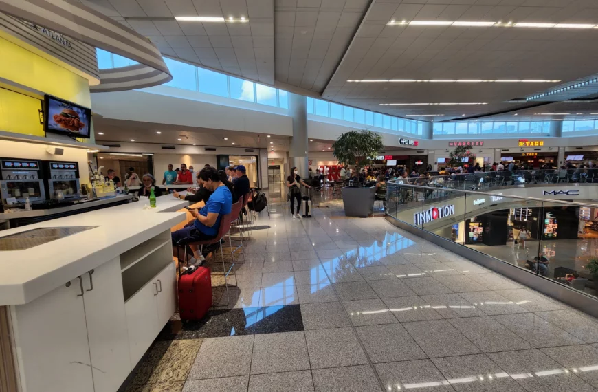 where is starbucks in atlanta airport: A Coffee Traveler’s Guide